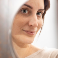 Visage-femme-sourire