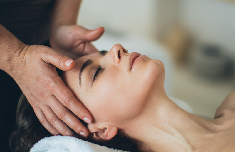 soin-visage-institut-femme