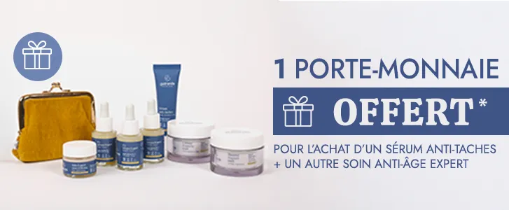 UNE PORTE MONNAIE OFFERT